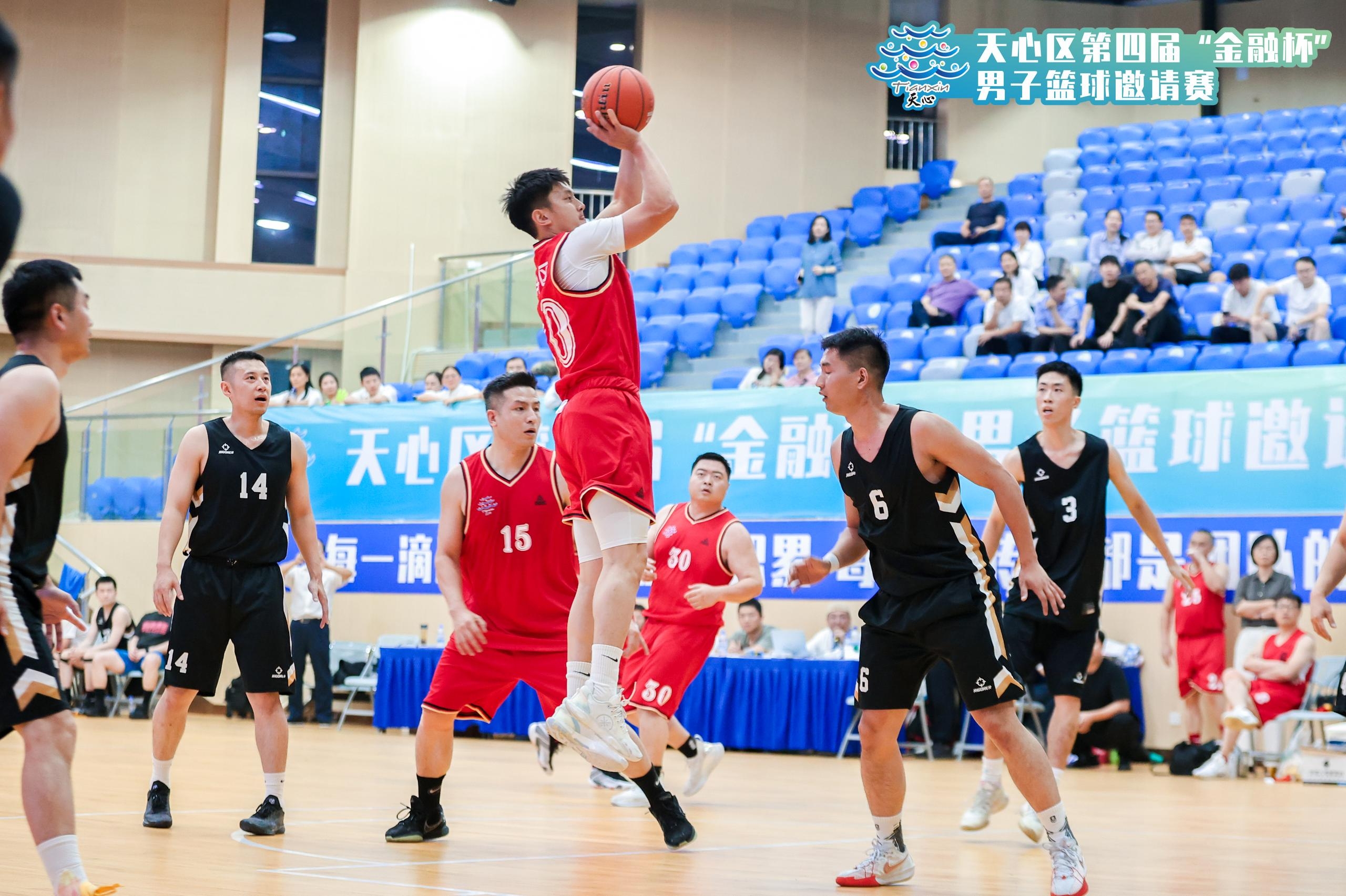 BG大游体育-青岛男篮四名外援完成签约抵青 各司其职备战新赛季